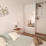 T3 Spacieux Avec Terrasse & Vue Parc, Calme Absolu アパート *