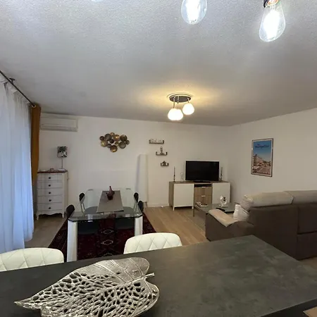 T3 Spacieux Avec Terrasse&vue Parc, Calme Absolu *
