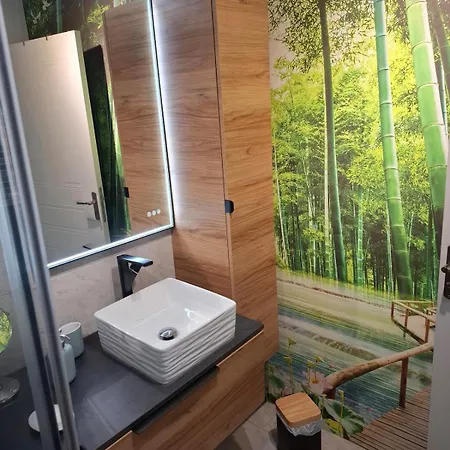 T3 Spacieux Avec Terrasse & Vue Parc, Calme Absolu