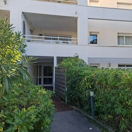 T3 Spacieux Avec Terrasse & Vue Parc, Calme Absolu Apartmán *