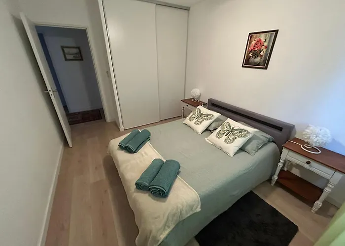 Lejlighed T3 Spacieux Avec Terrasse & Vue Parc, Calme Absolu